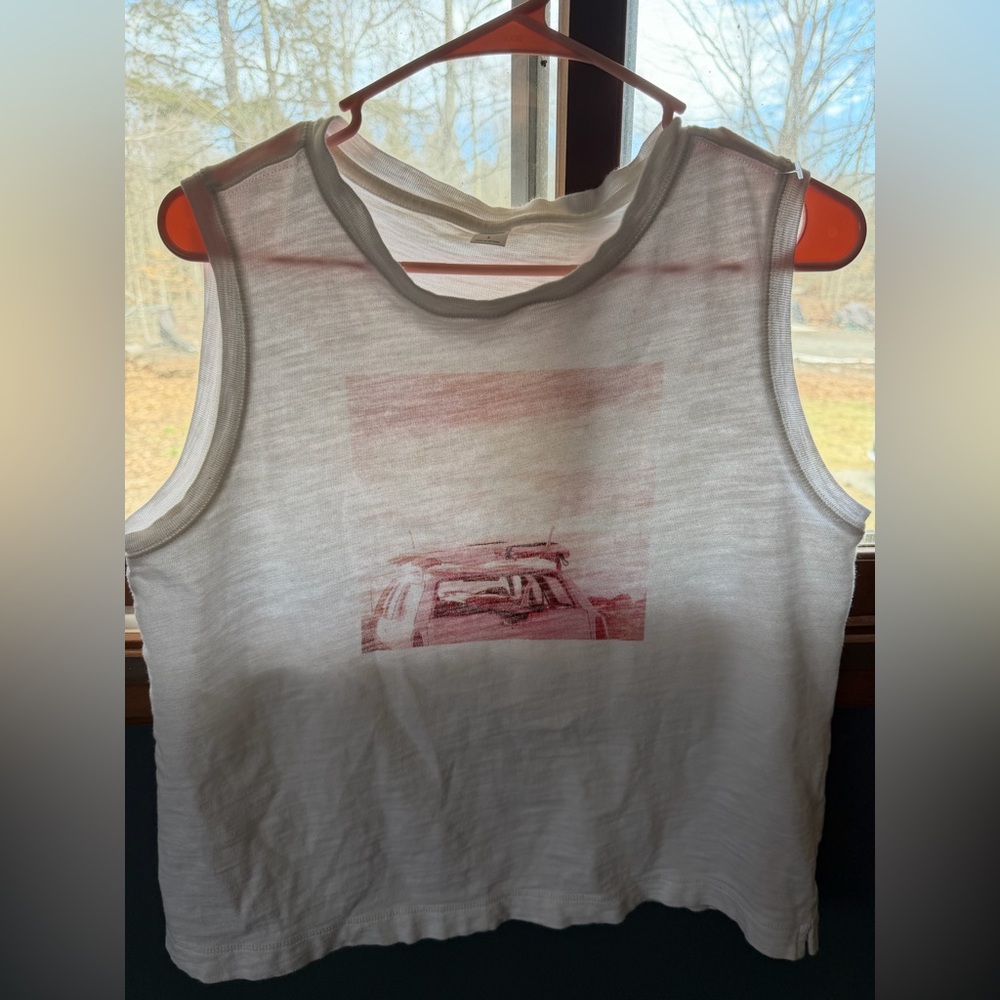 Old Navy Cream Top with Subtle Red Pattern
